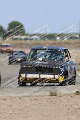 media/Sep-28-2025-24 Hours of Lemons (Sun) [[5dfe0e5f6e]]/11am (Cotton Corners)/